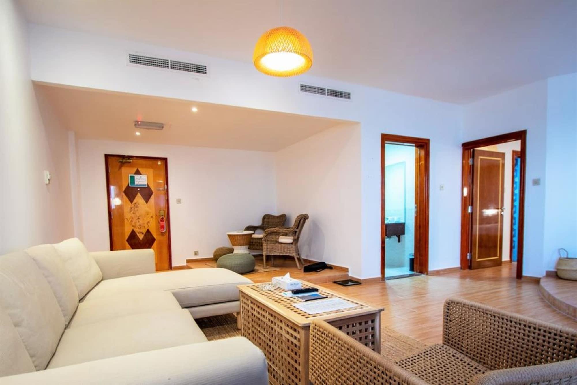 Bm Beach Hotel Ras al-Khaimah Exterior foto
